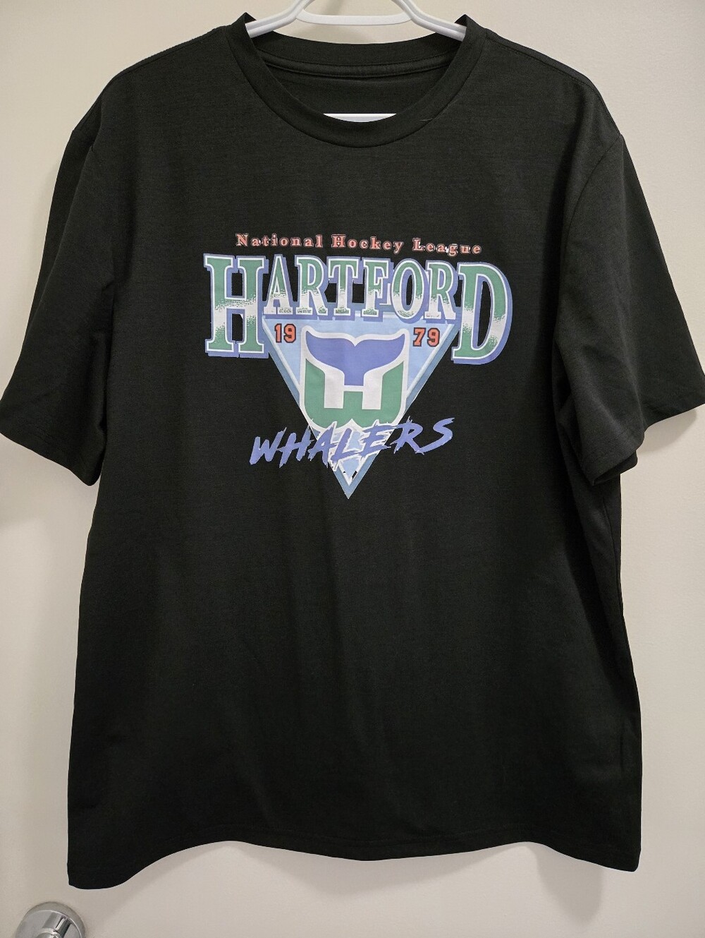 Mens Hartford Whalers NHL TShirt
